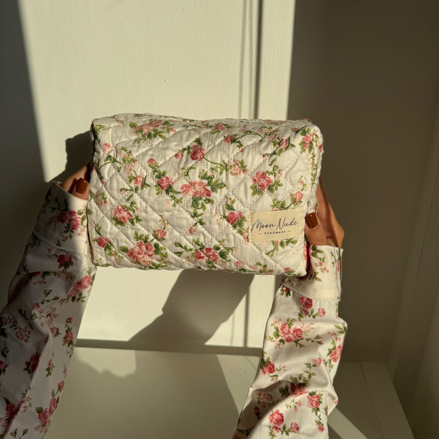 roze large makeup bag