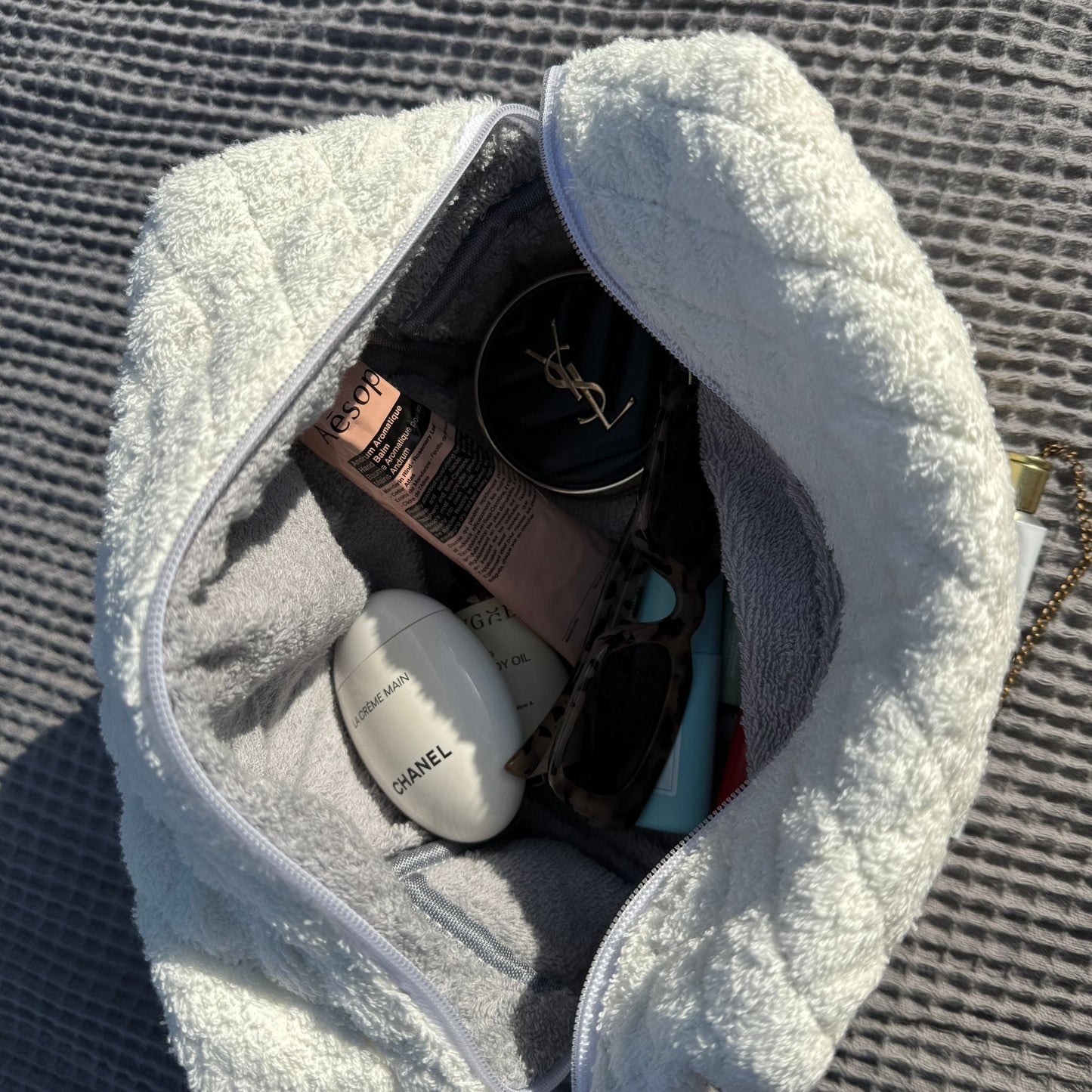 snow large makeup bag