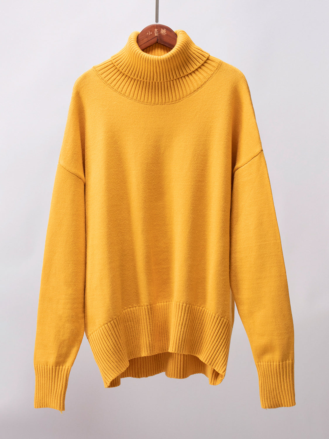turtleneck long sleeve sweater