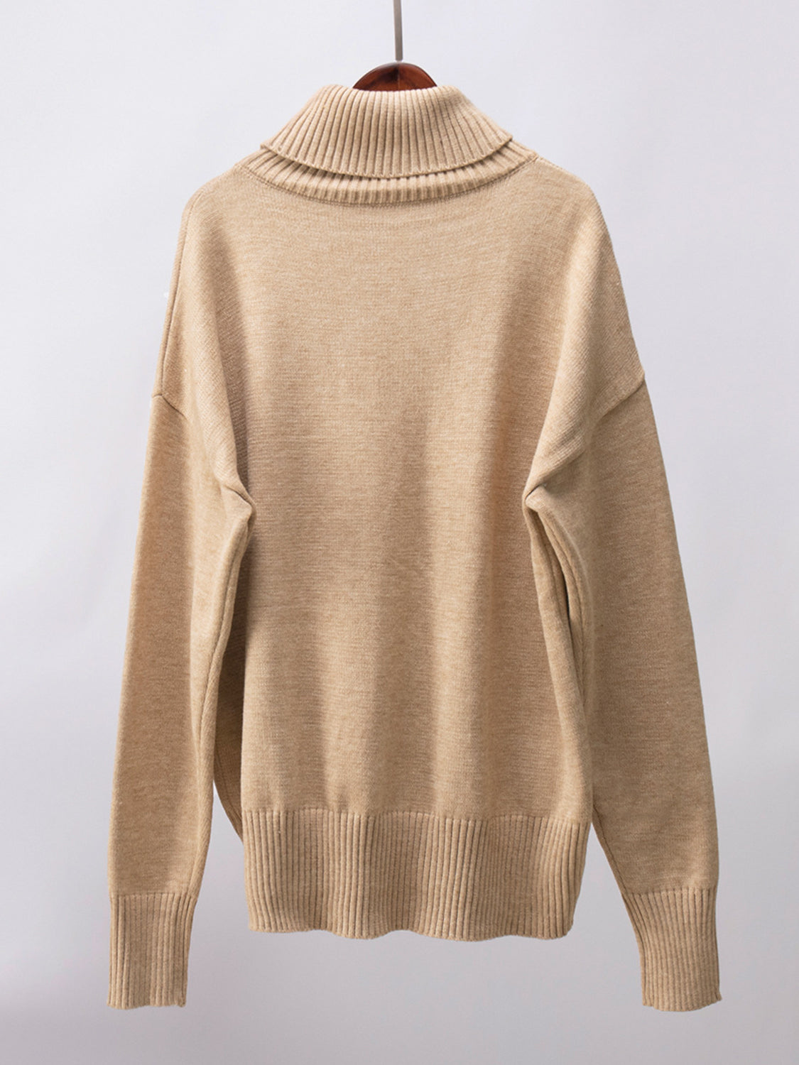 turtleneck long sleeve sweater