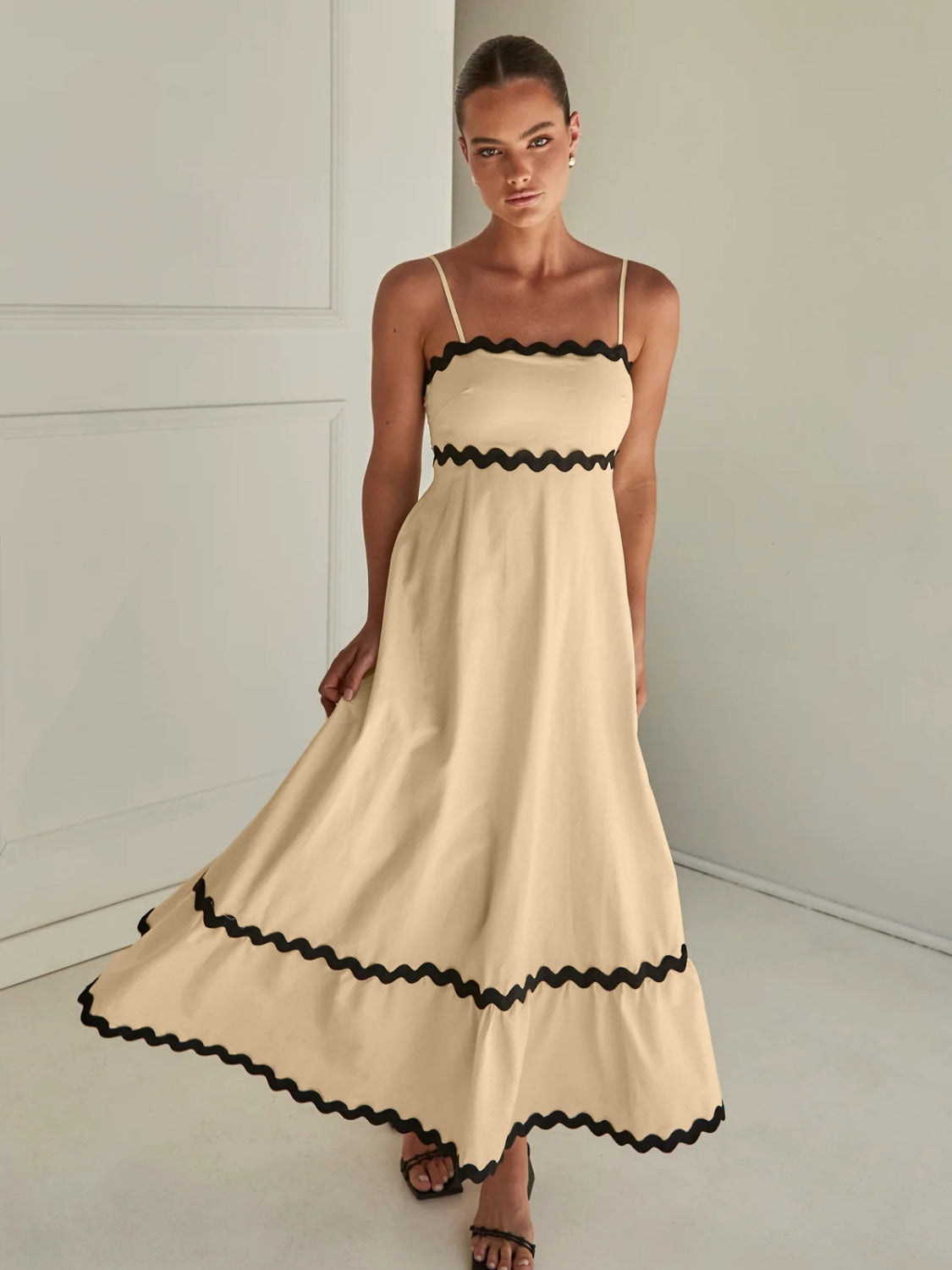 spaghetti strap maxi dress