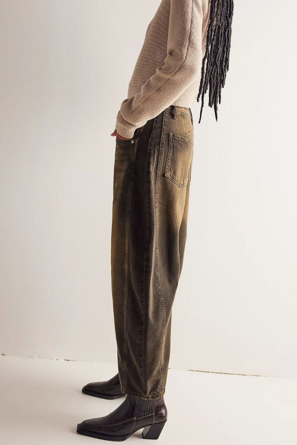 wide leg jeans with pockets