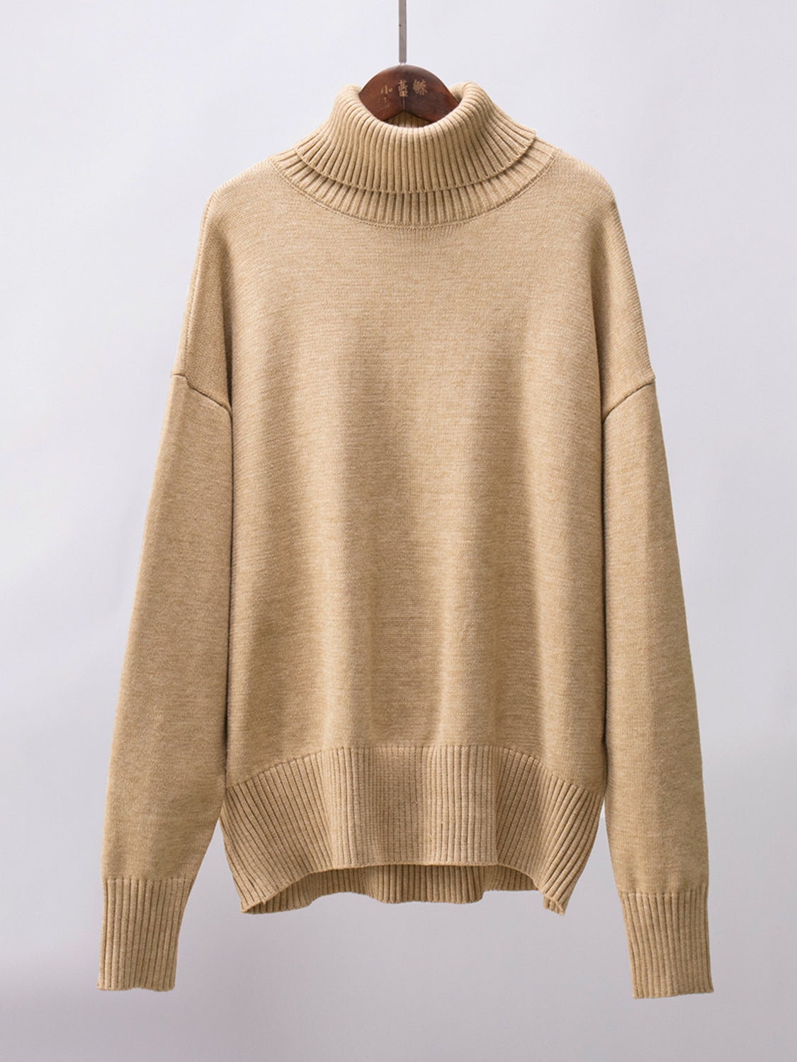 turtleneck long sleeve sweater