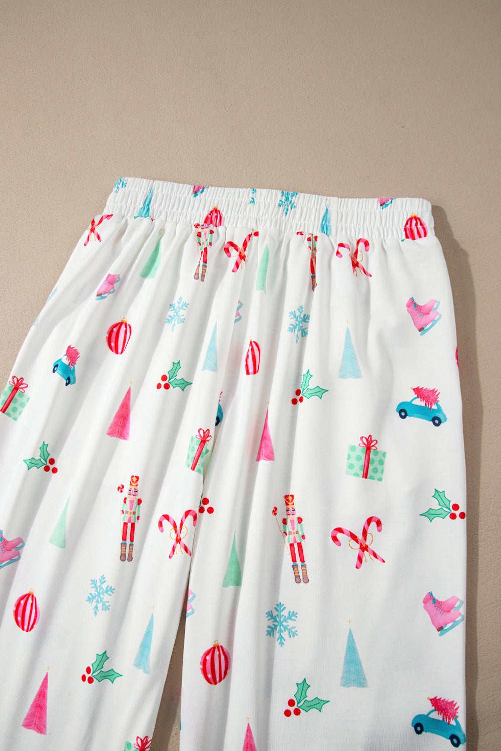 white christmas print lapel shirt and pants sleepwear