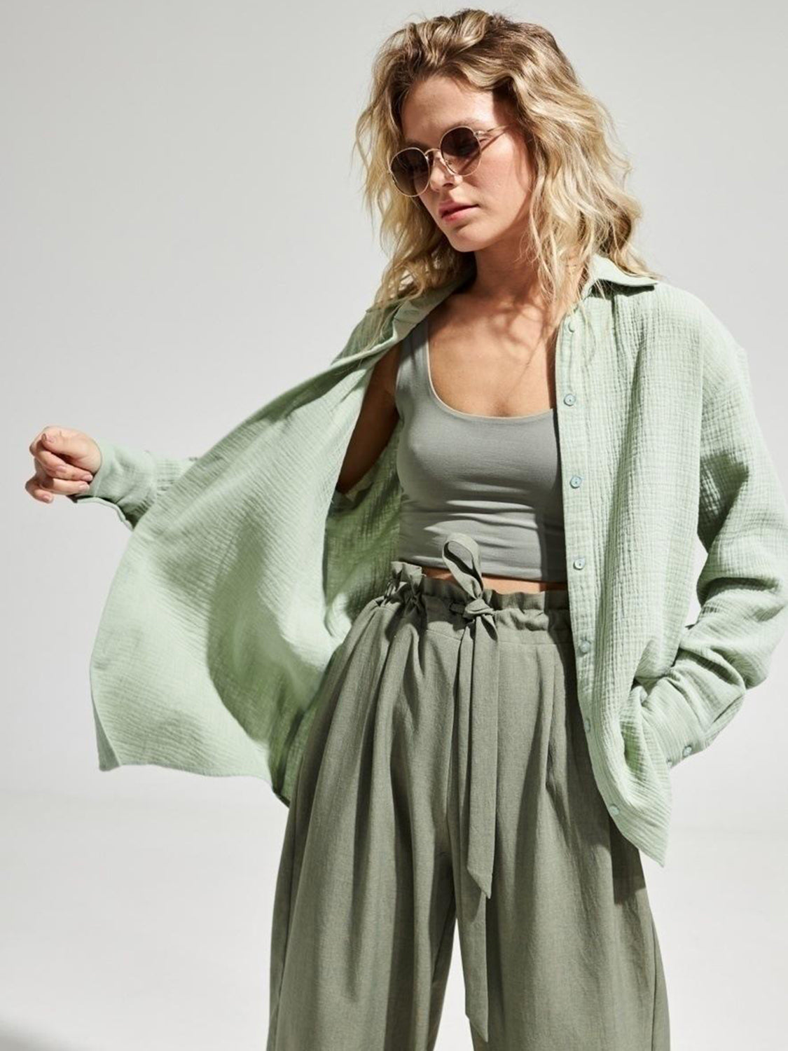 textured collared neck long sleeve shirt