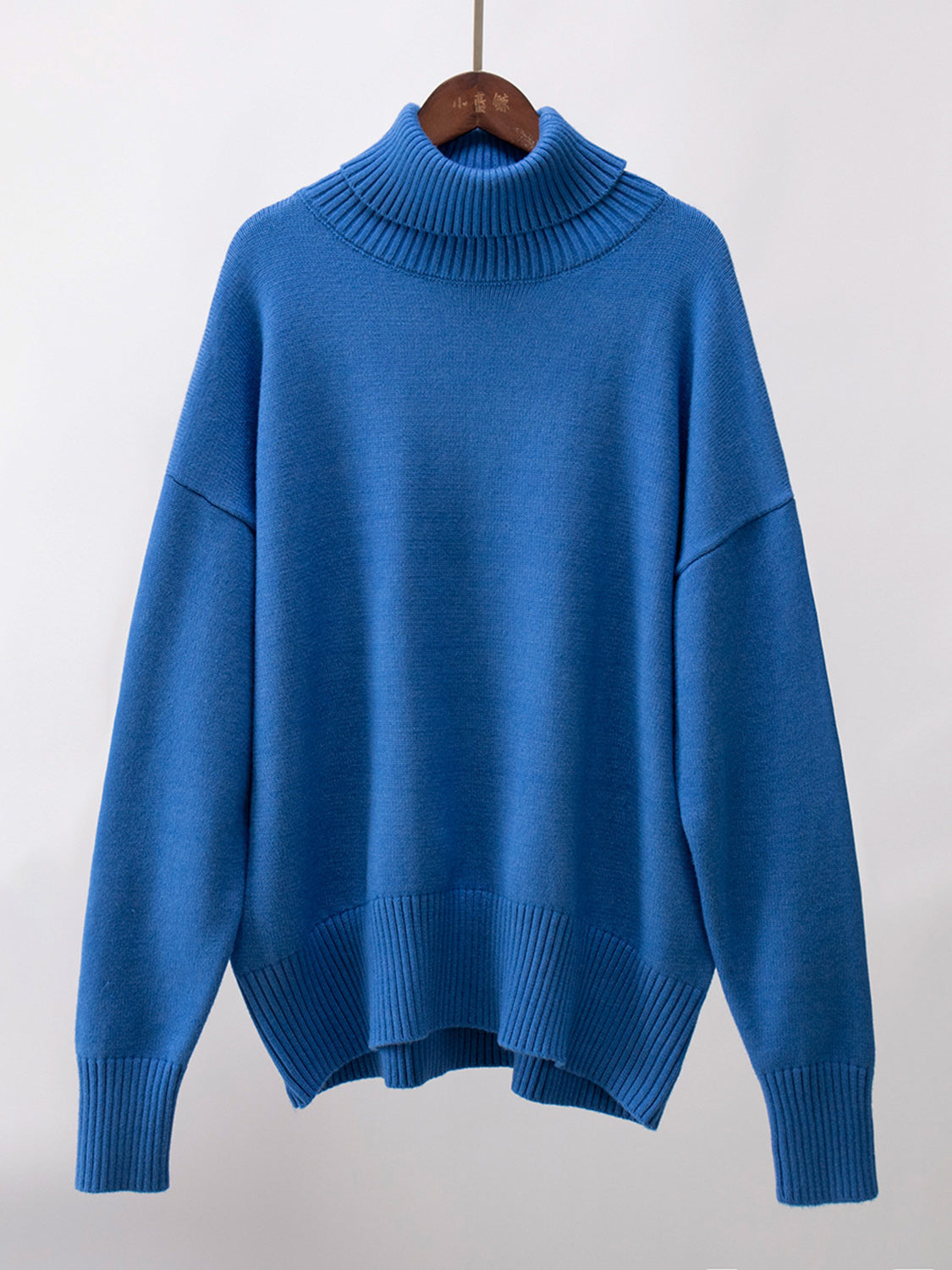 turtleneck long sleeve sweater