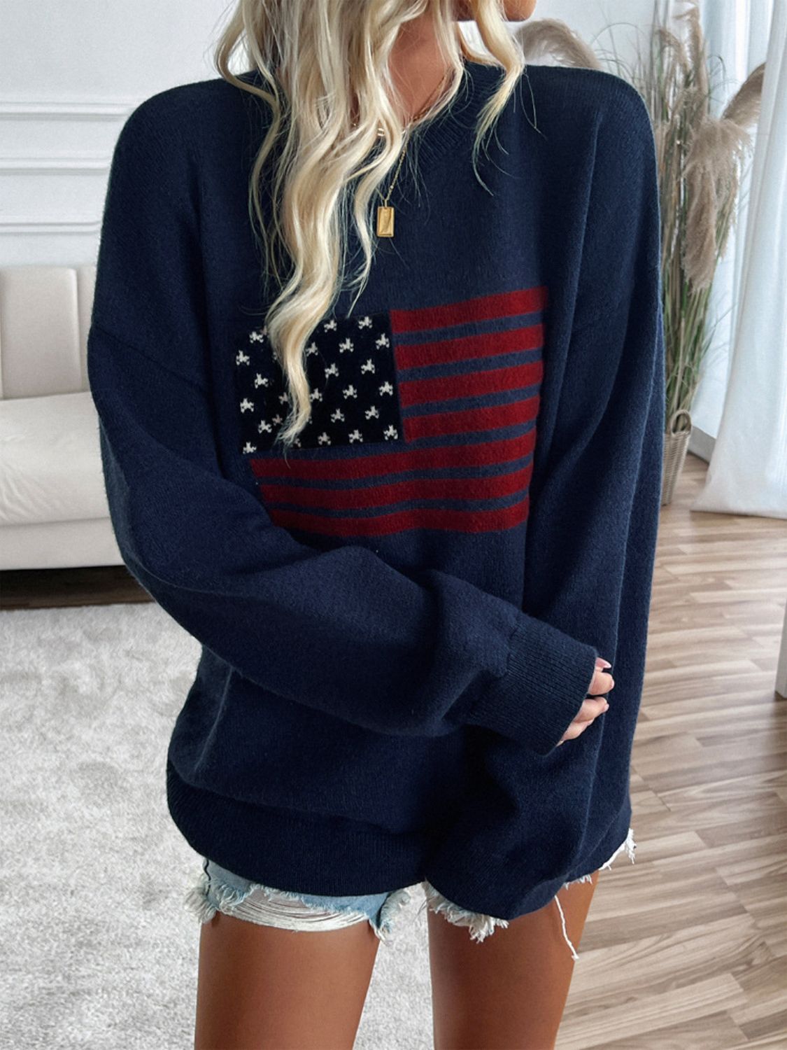devine us flag round neck long sleeve knit top