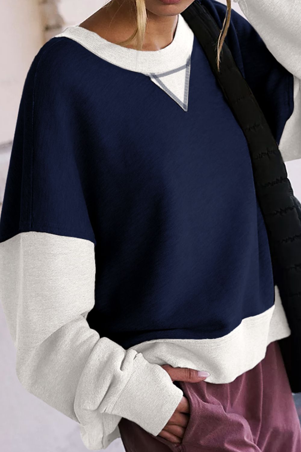 contrast round neck long sleeve sweatshirt
