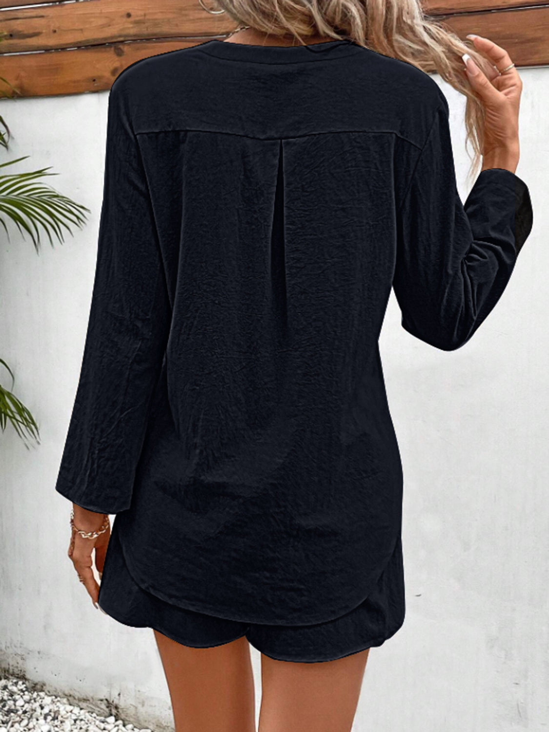 notched long sleeve top and shorts set