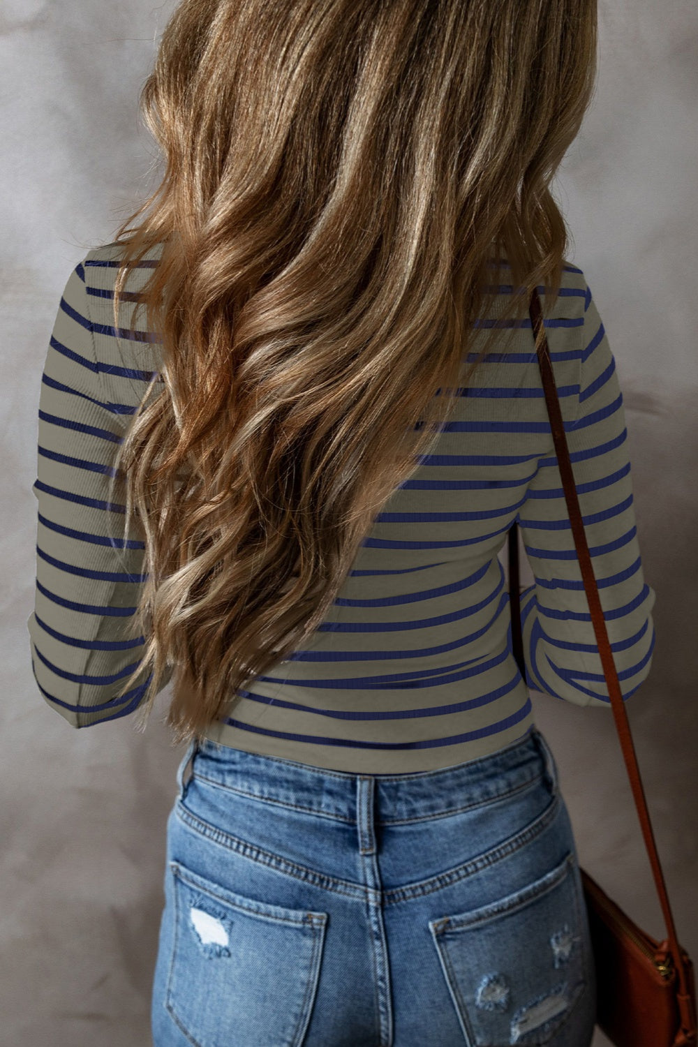 striped v-neck long sleeve top