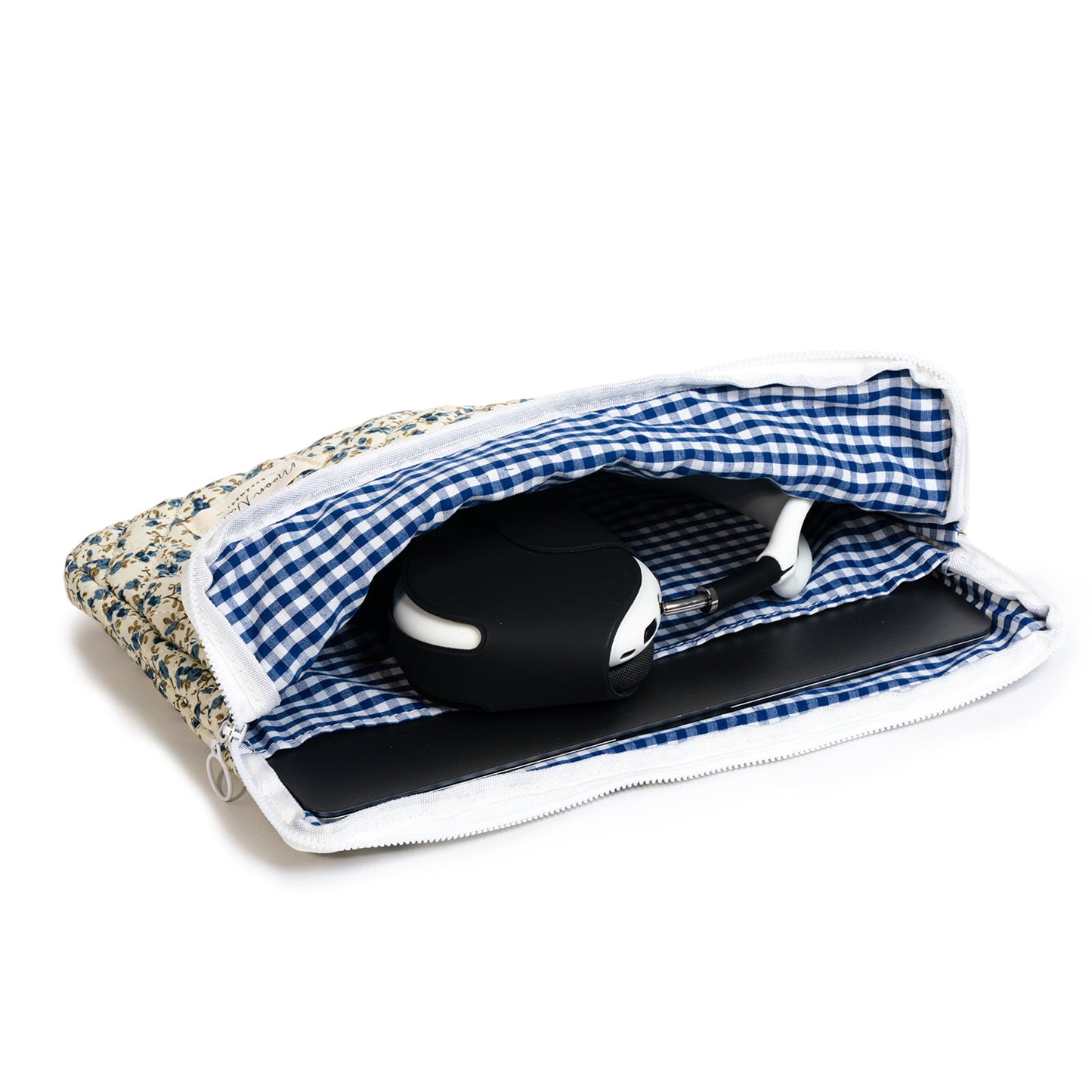 spring laptop sleeve