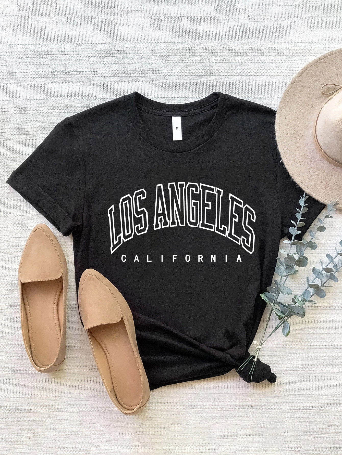 los angeles california round neck t-shirt