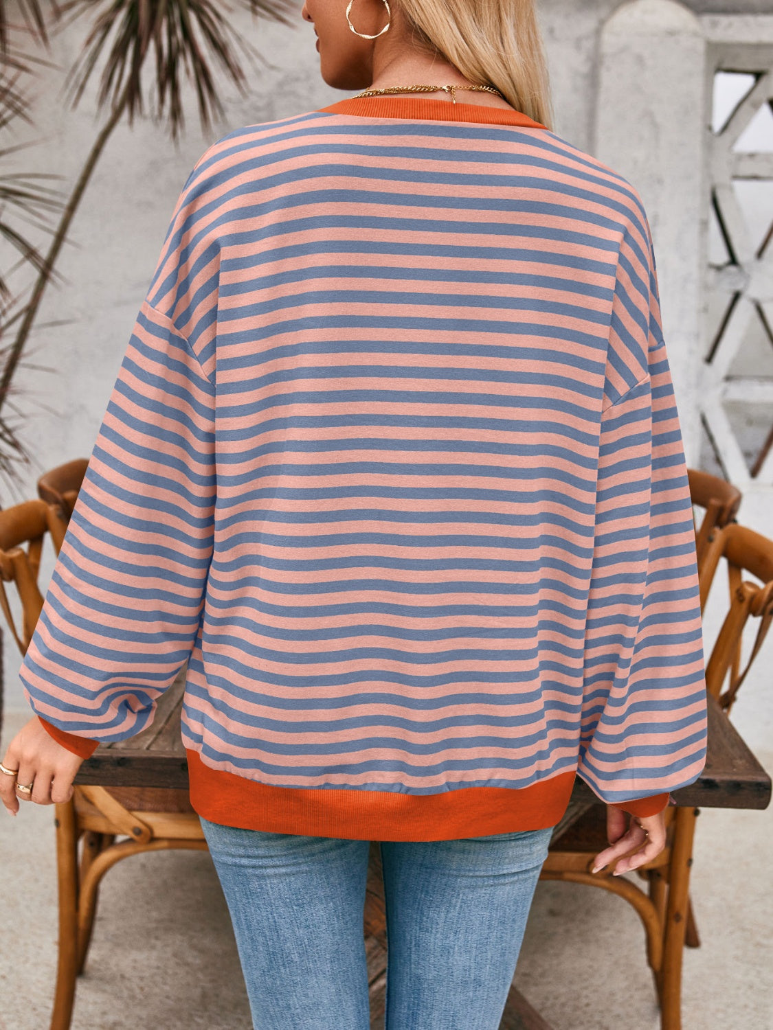 contrast striped long sleeve sweatshirt