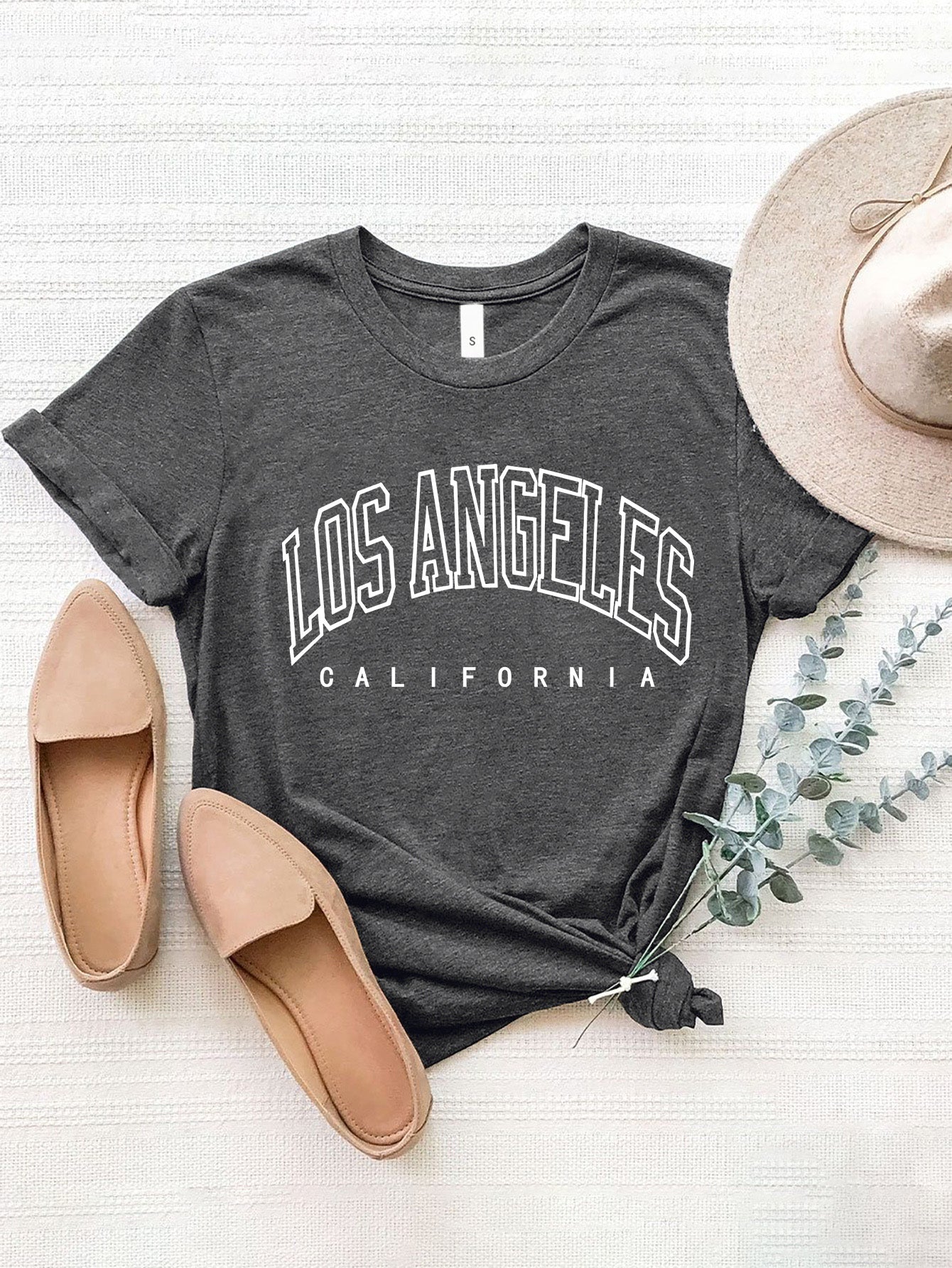 los angeles california round neck t-shirt