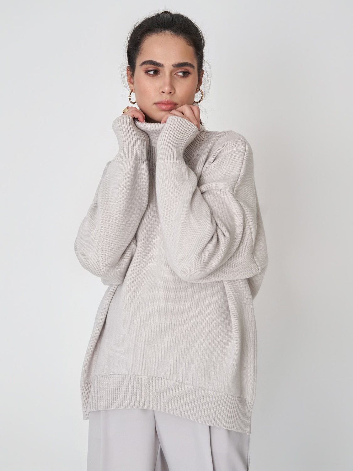 turtleneck long sleeve sweater