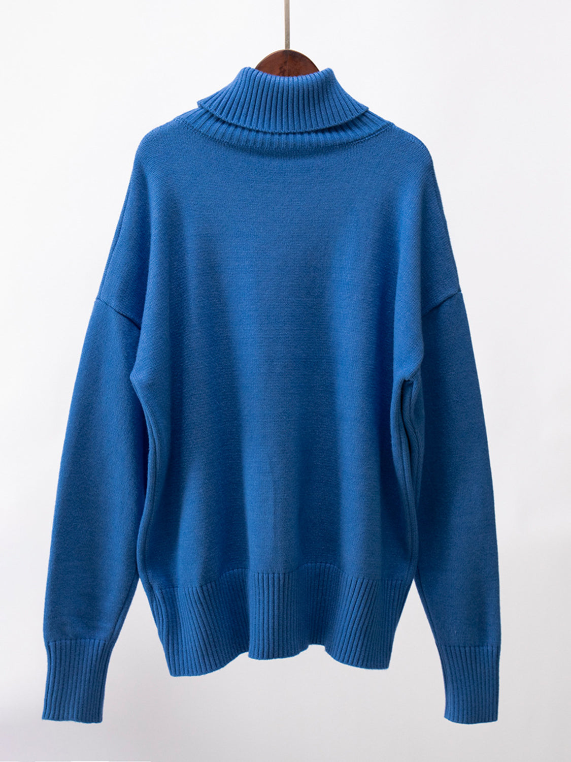 turtleneck long sleeve sweater