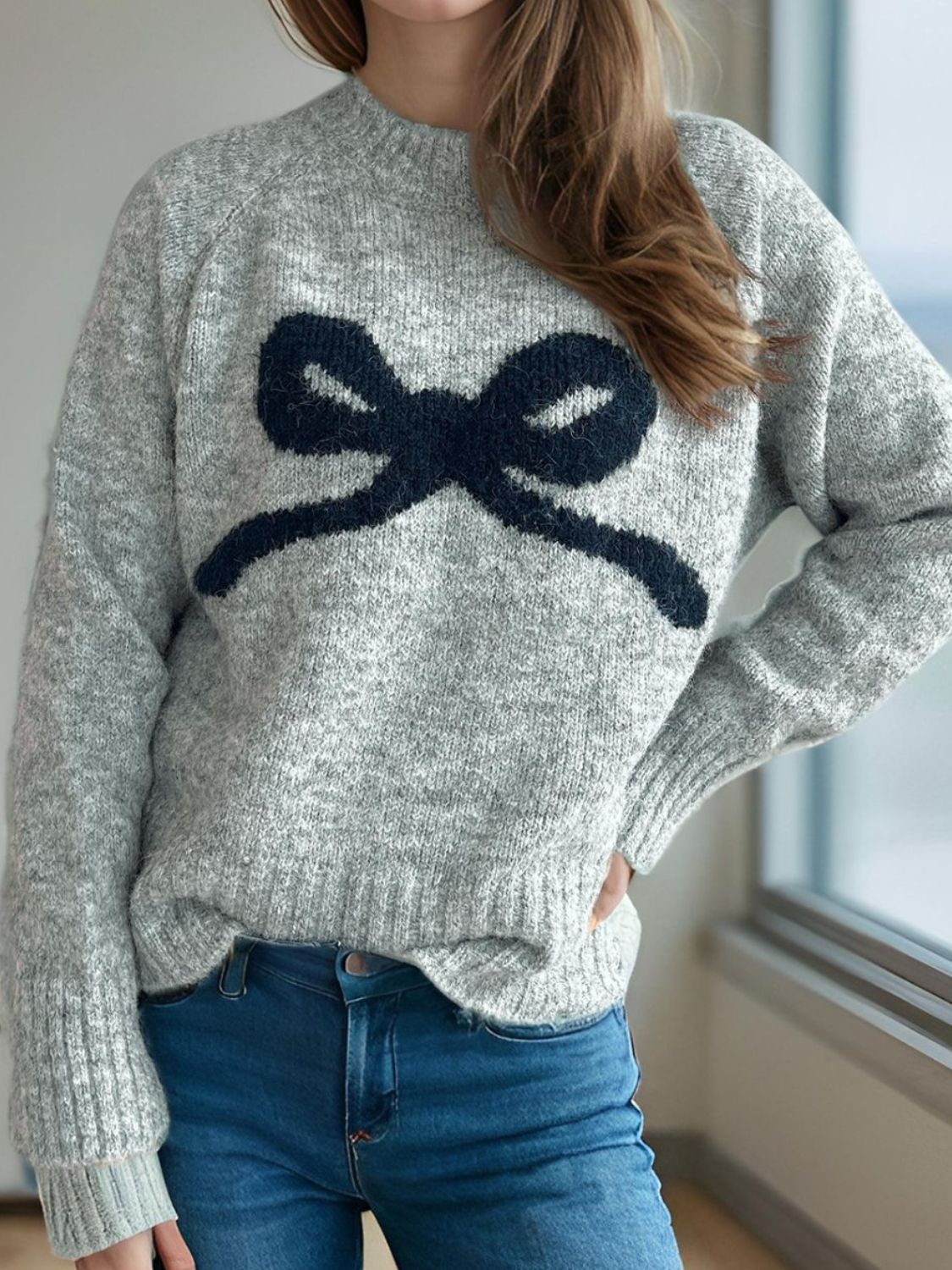 bow round neck long sleeve sweater