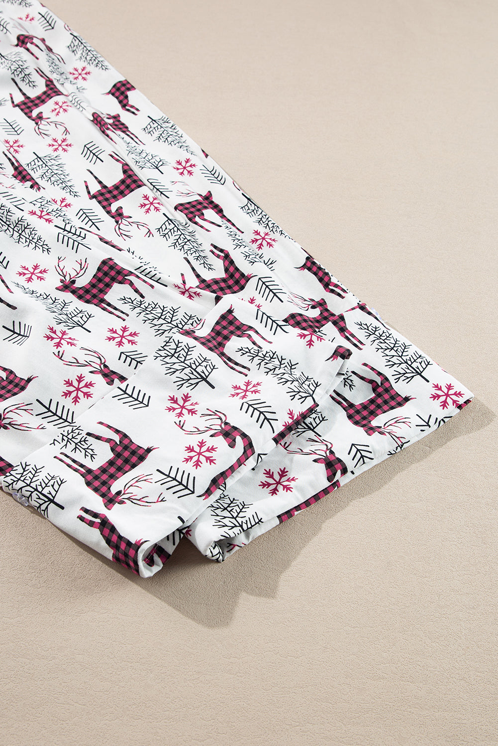 white christmas printed shirt and pants pajama set