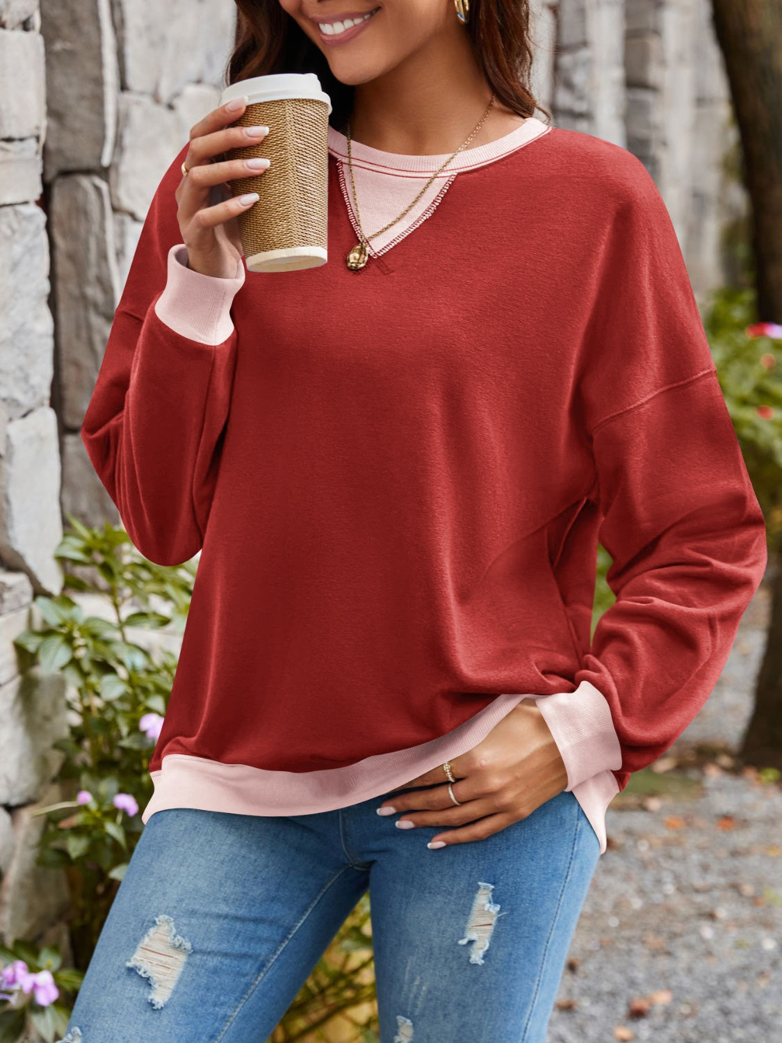 contrast round neck long sleeve sweatshirt