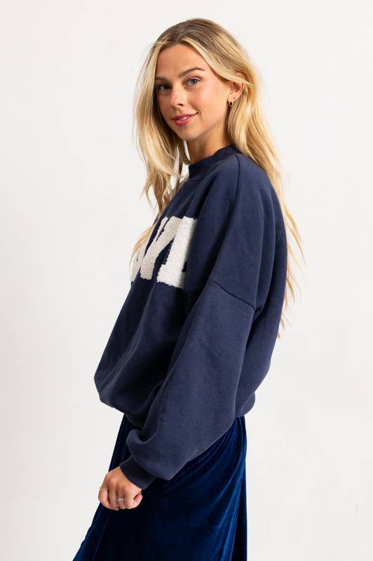 love patched loose fit crew neck pullover top