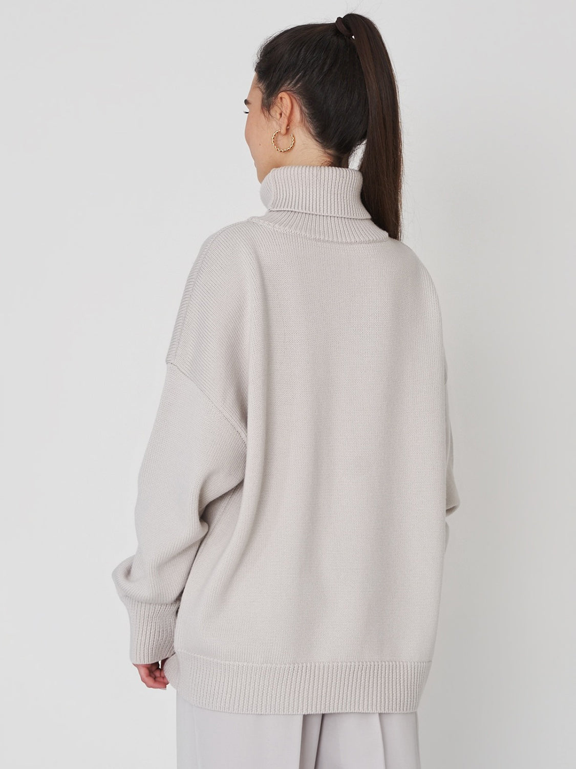 turtleneck long sleeve sweater